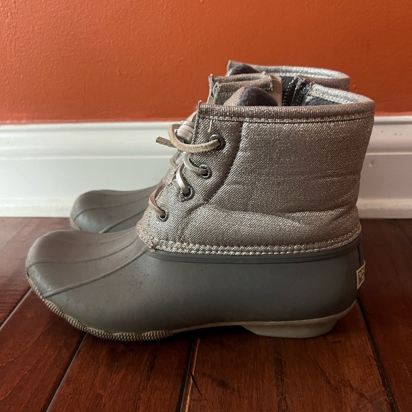 Sperry Duck Boot size 8 - Picture 4 of 4
